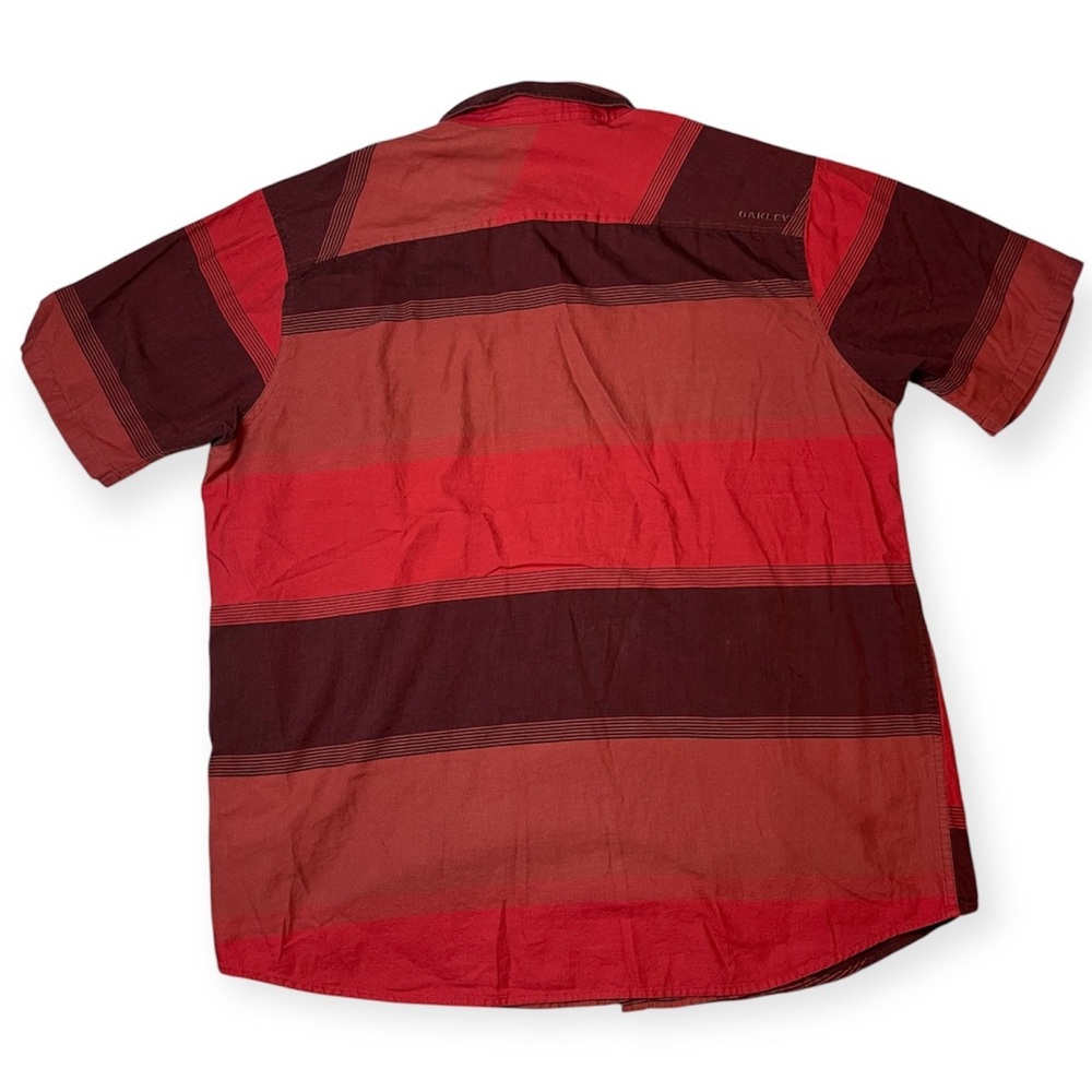 Oakley Red Color Block Short Sleeve Button Down S… - image 2